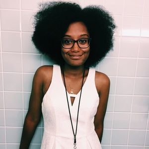 Meet your Posher, Ambar